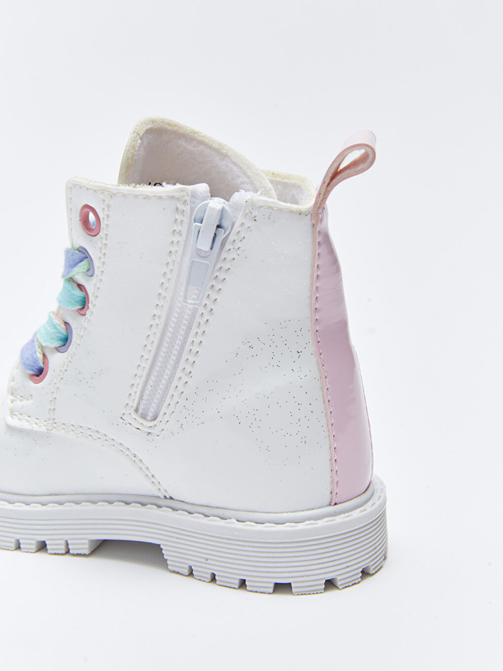 Beyaz Baskılı Bağcıklı Fermuarlı Kız Bebek Bot-5