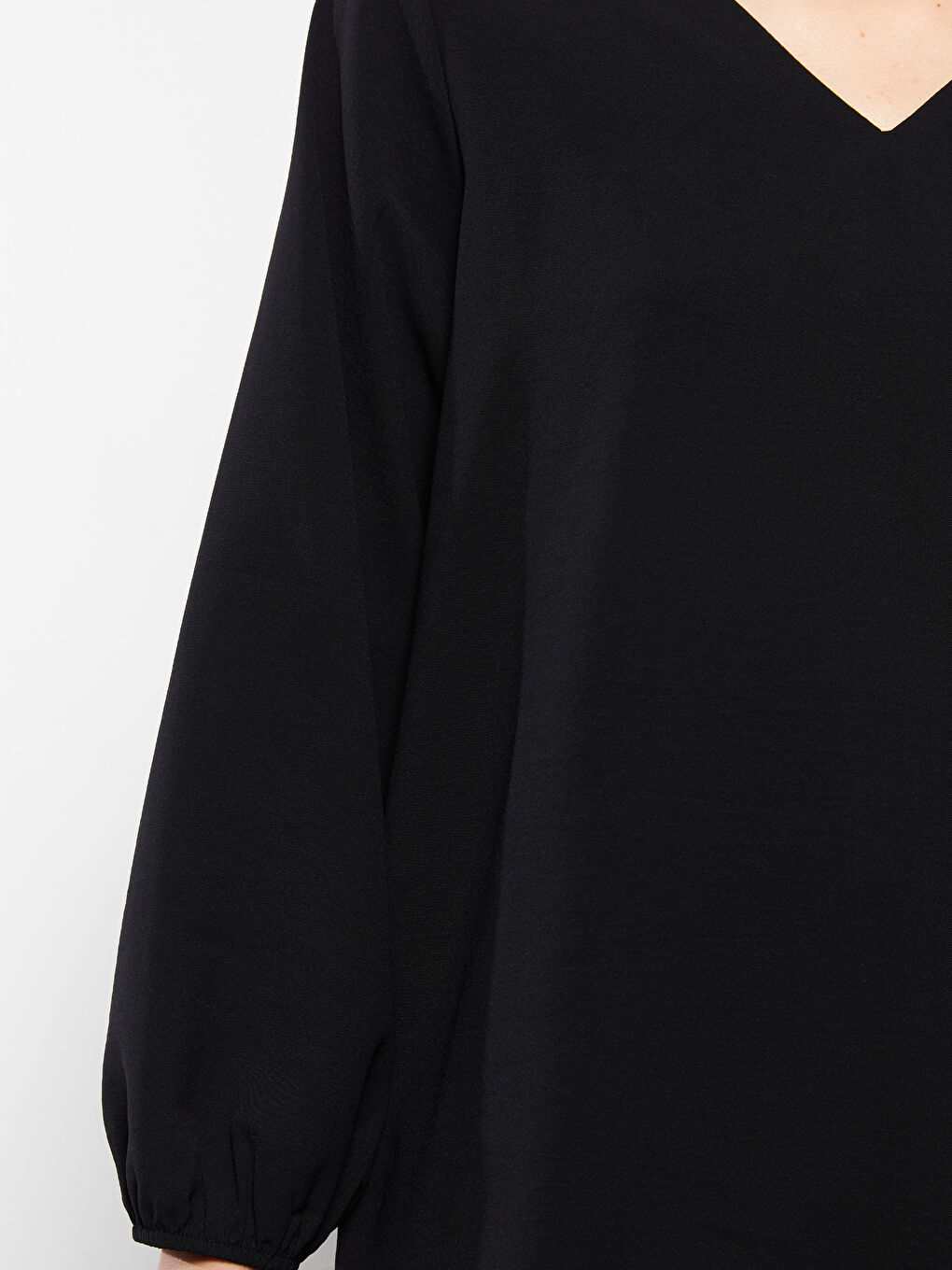 Siyah V Yaka Düz Uzun Kollu Kadın Bluz-3