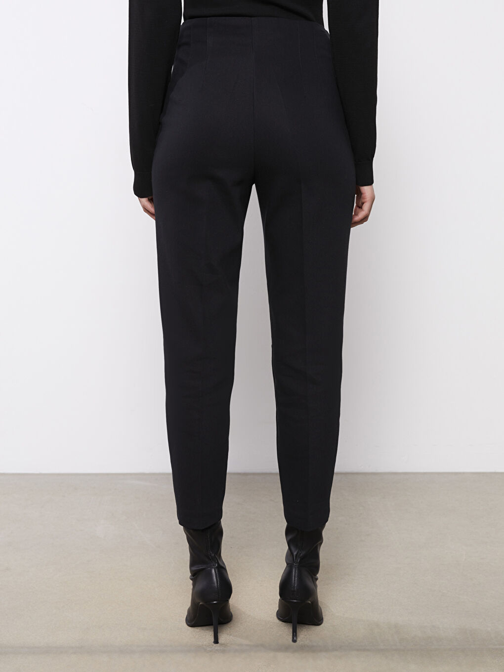 Women's Standard Fit Plain Trousers-7