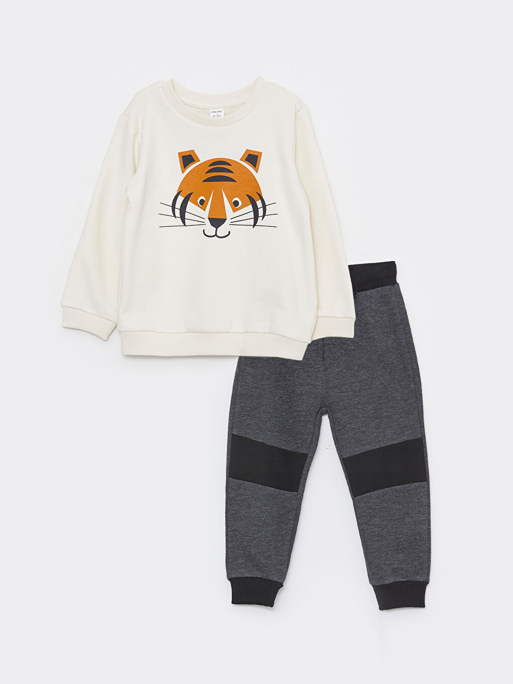 طقم بلوزة بكم طويل بياقة دائرية مطبوعة للأولاد الرضع مع بنطلون رياضي - مجموعة من قطعتين