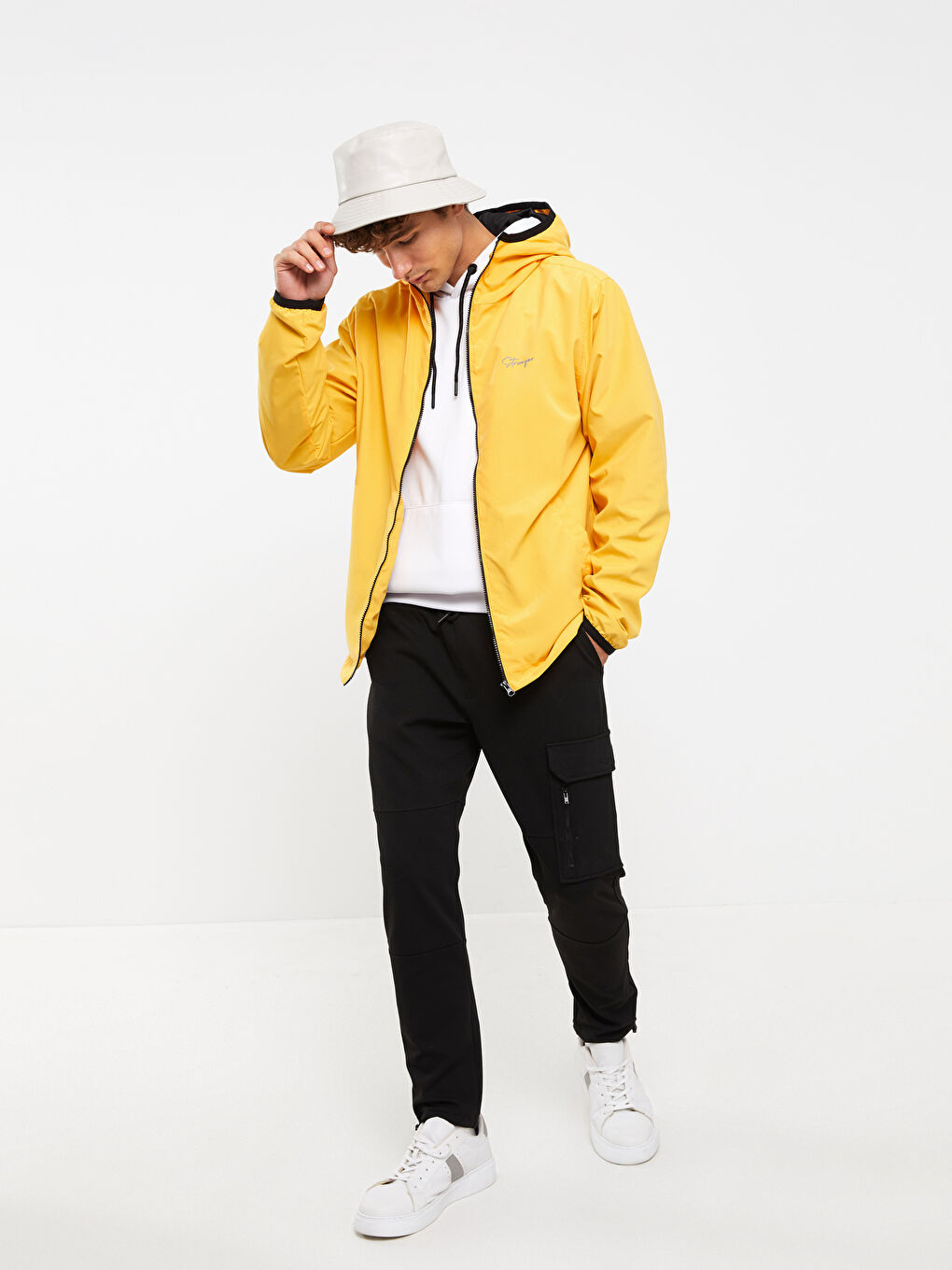 Sarı Standart Kalıp Kapüşonlu Erkek Yağmurluk-1