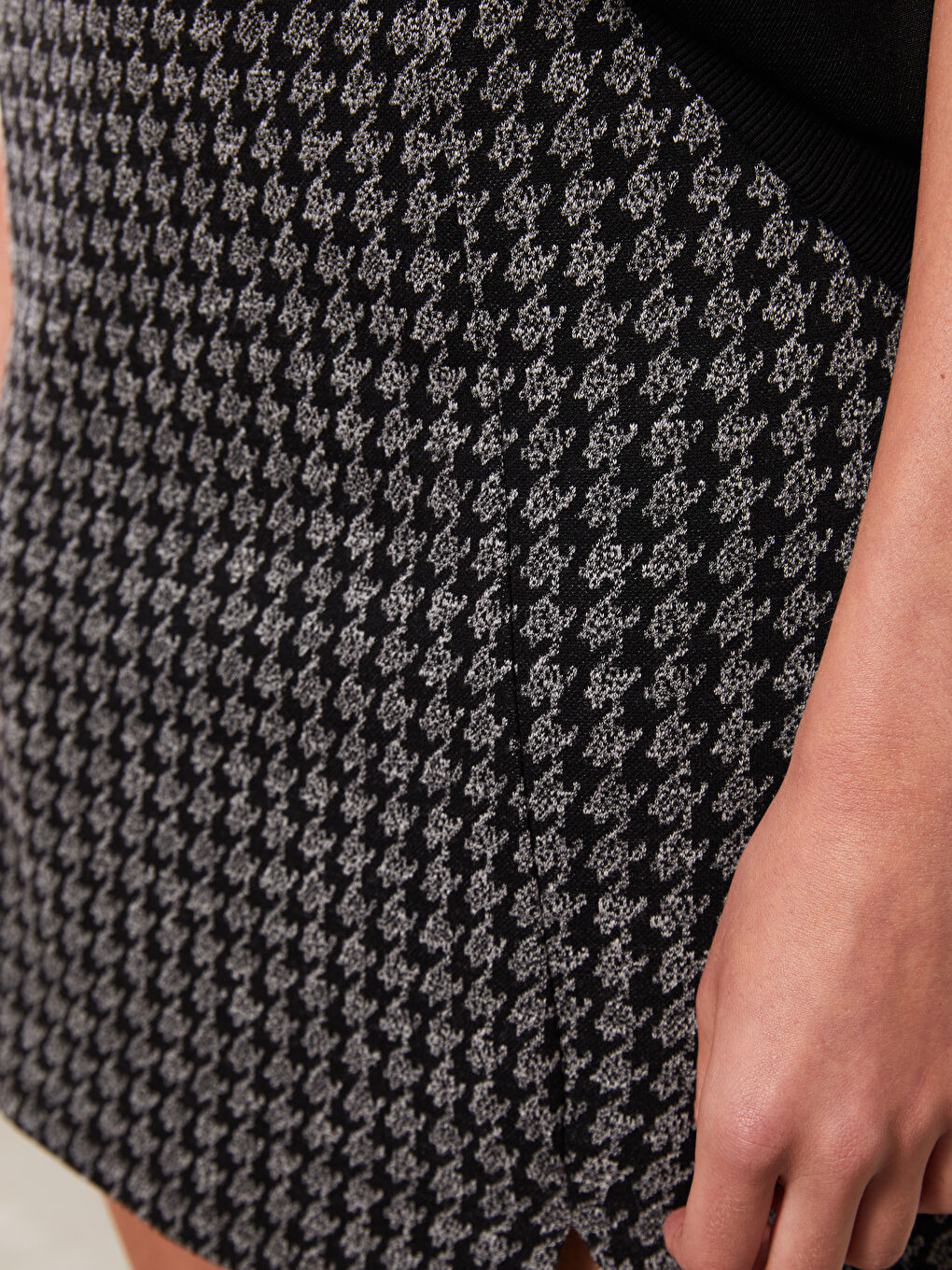 Siyah Dar Fit Desenli Kadın Kalem Etek-2