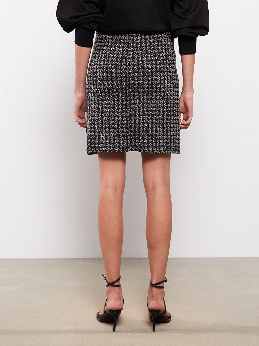 Siyah Dar Fit Desenli Kadın Kalem Etek-4