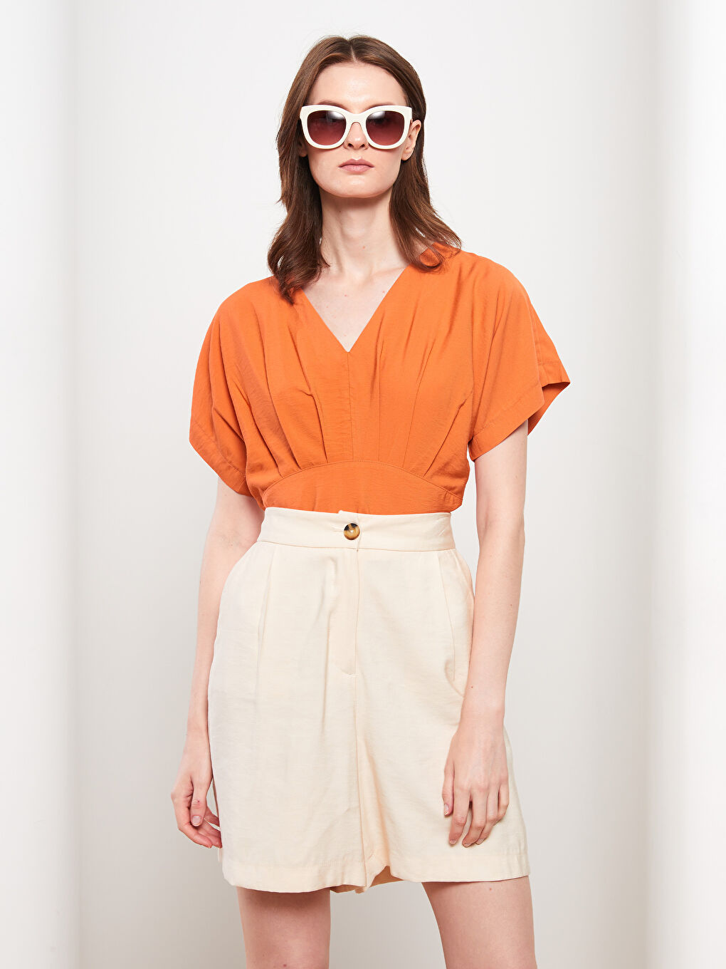 Turuncu V Yaka Düz Kısa Kollu Kadın Bluz-3