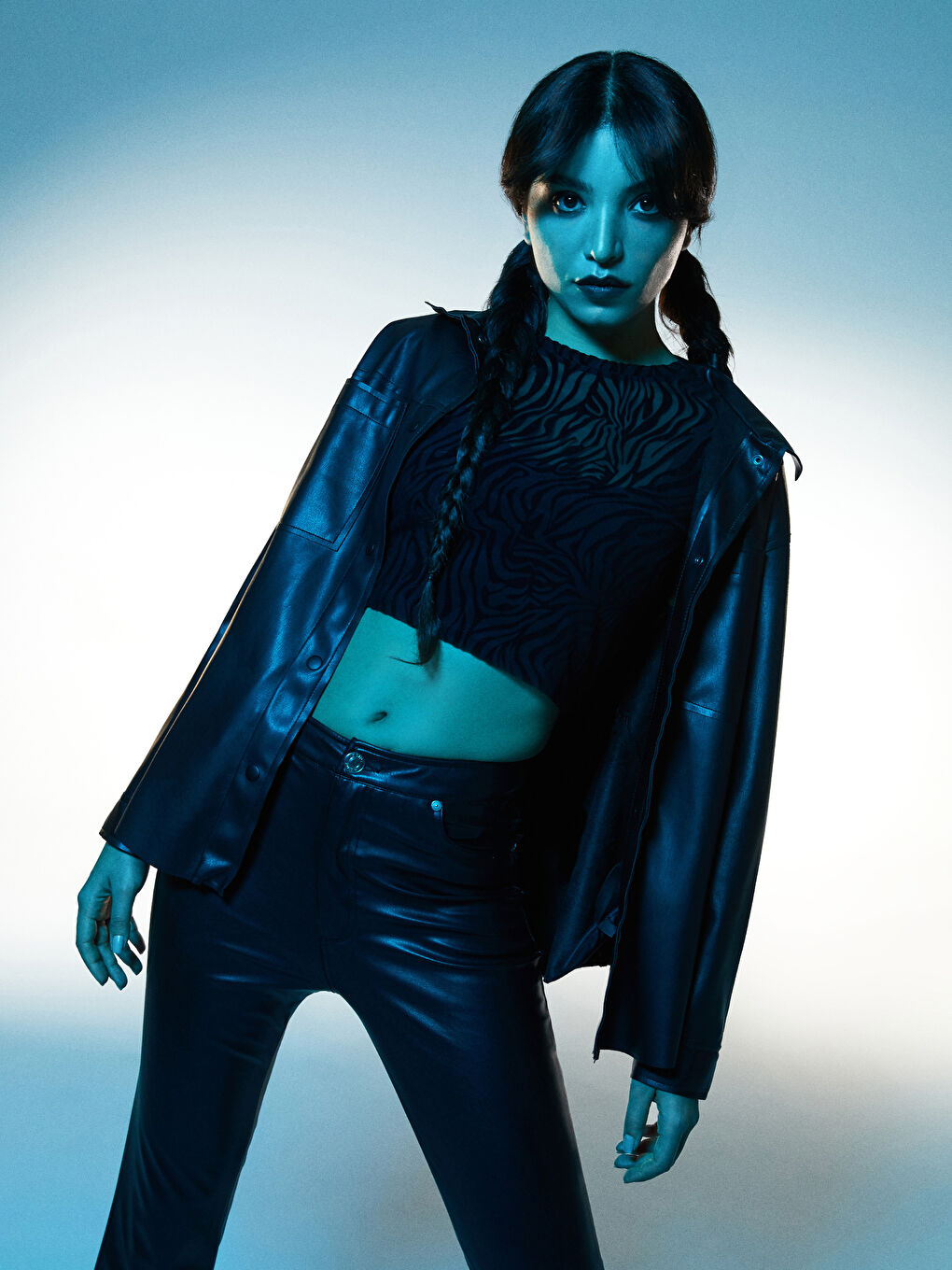 Siyah Bisiklet Yaka Desenli Uzun Kollu Kadın Crop