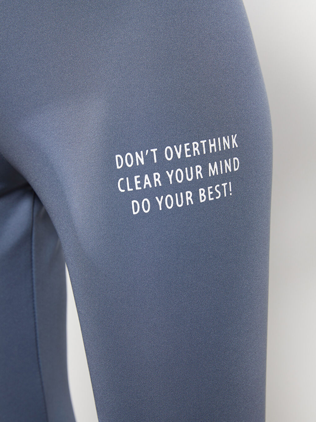 طماق مطبوع بخصر مرن للسيدات-2