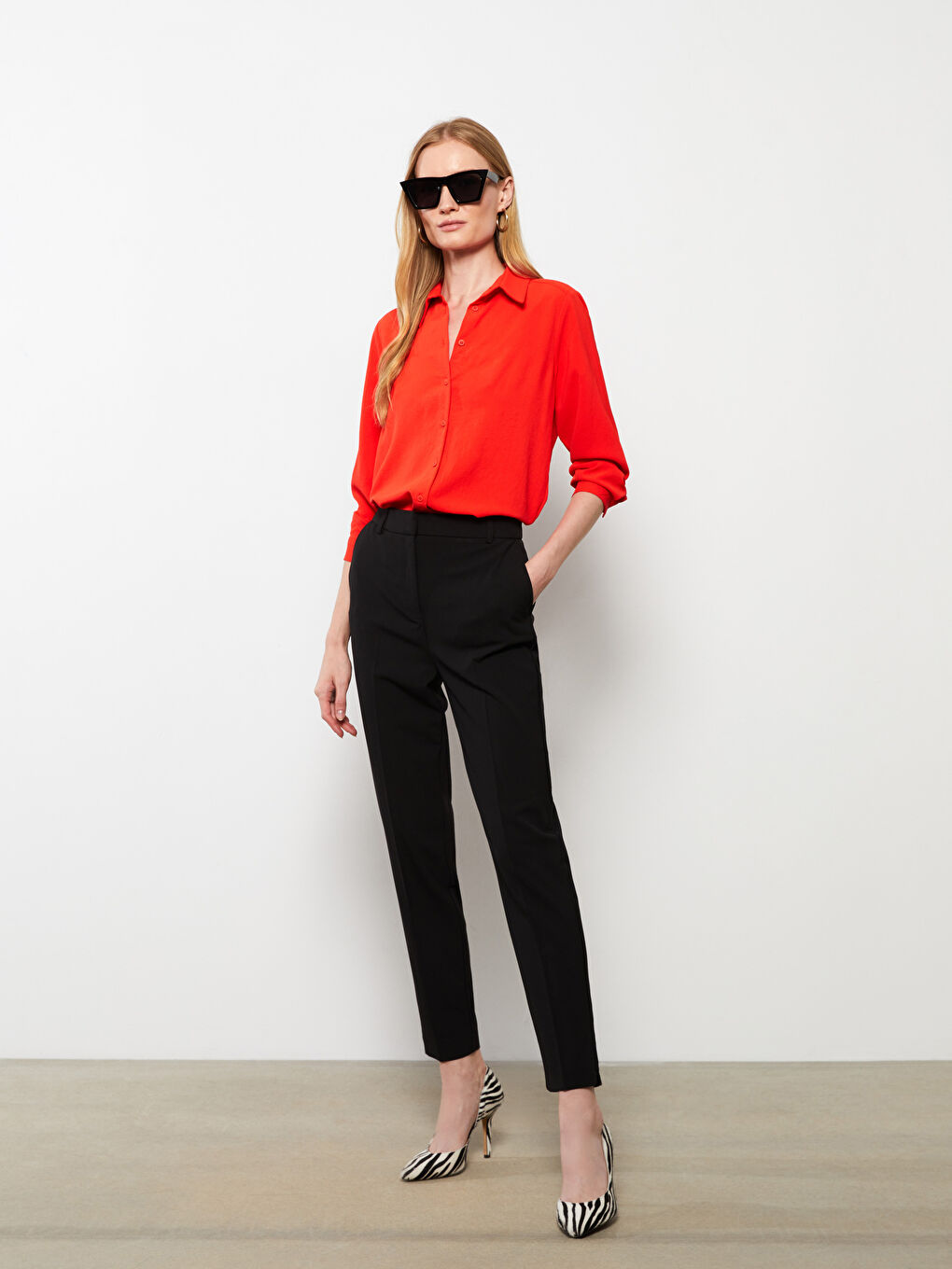 Chemise Boutonnée à Manches Longues Régulière pour Femmes-2