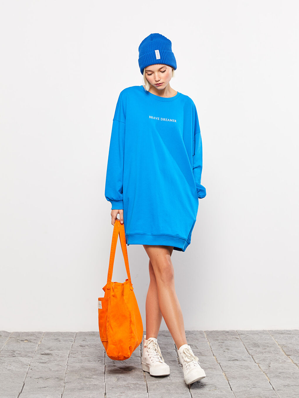 LCW Vision Rundhalsausschnitt Bedrucktes Oversize Sweatkleid für Damen -W2FV03Z8-JXJ