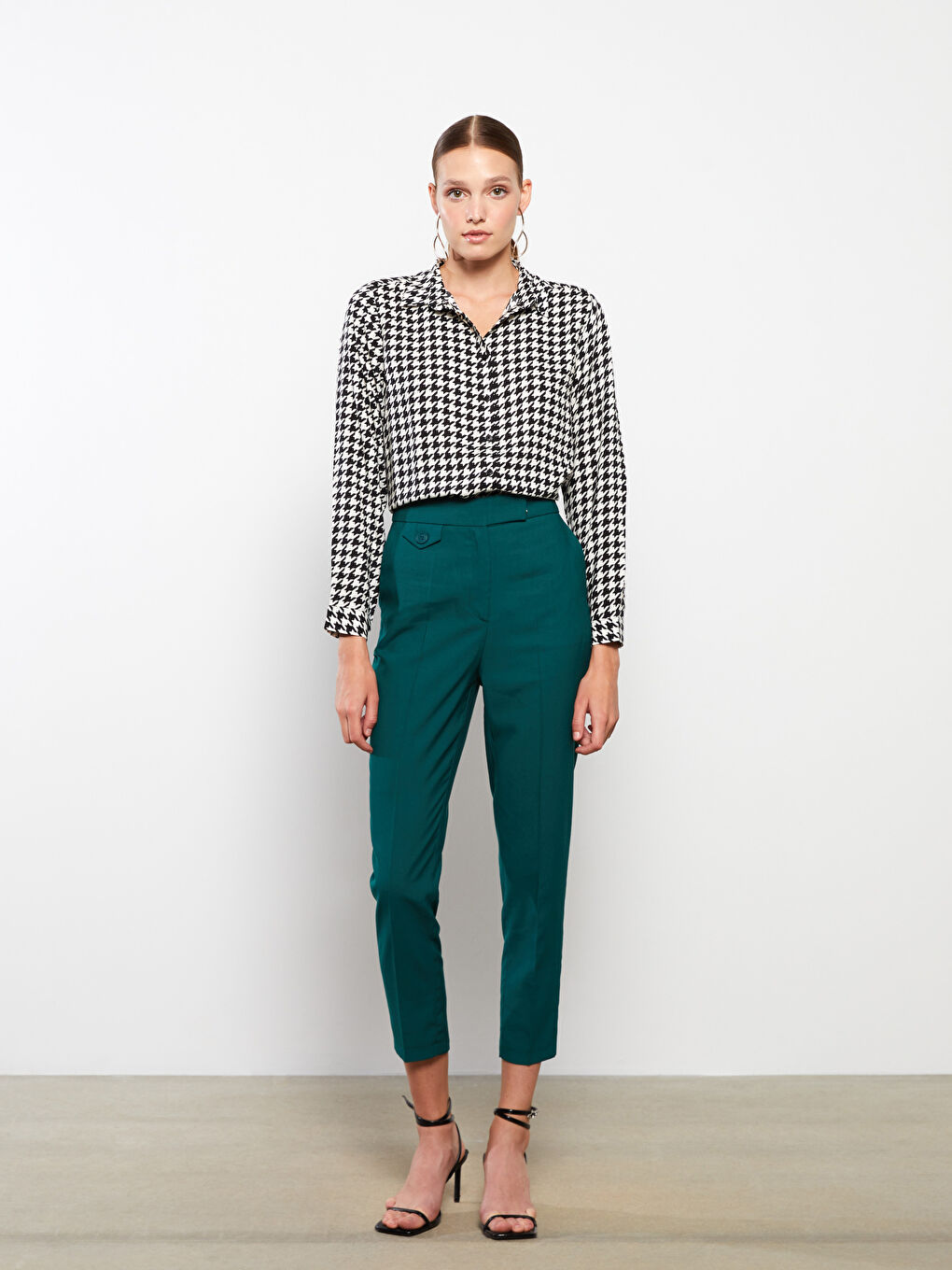 әйелдерге арналған қарға аяғы принтті ұзын жең жейде-1