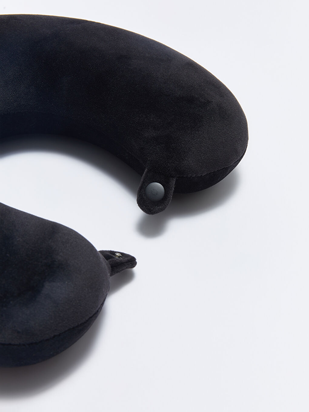 Siyah Düz Erkek Boyun Yastığı-1