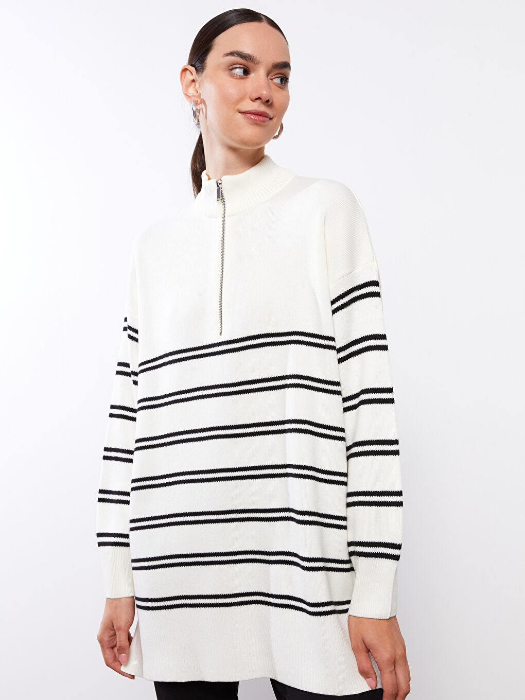 Ekru Dik Yaka Çizgili Uzun Kollu Kadın Triko Tunik