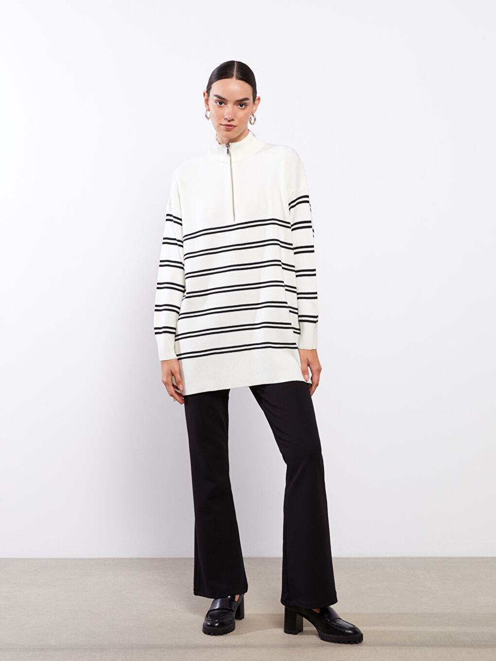 Ekru Dik Yaka Çizgili Uzun Kollu Kadın Triko Tunik-1