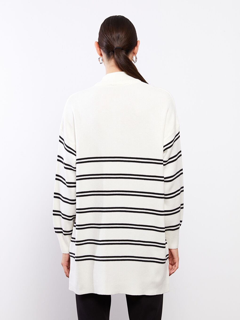 Ekru Dik Yaka Çizgili Uzun Kollu Kadın Triko Tunik-3