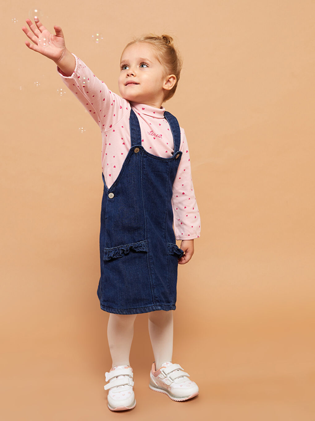 Джинсовое платье для малышки девочки с U-образным вырезом и колготки, комплект из 2 предметов-3