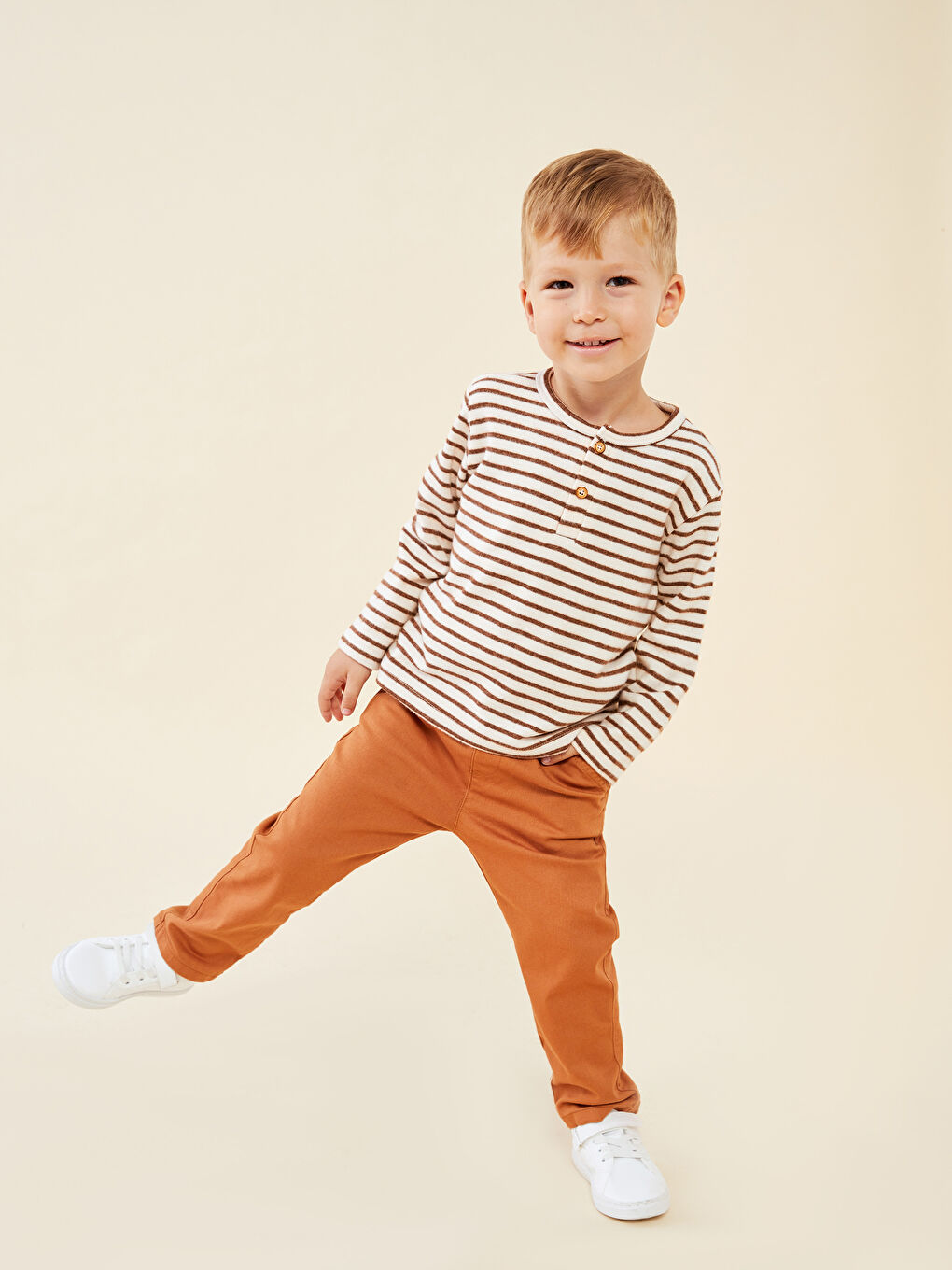 بنطلون بسيط للأولاد الرضع-1