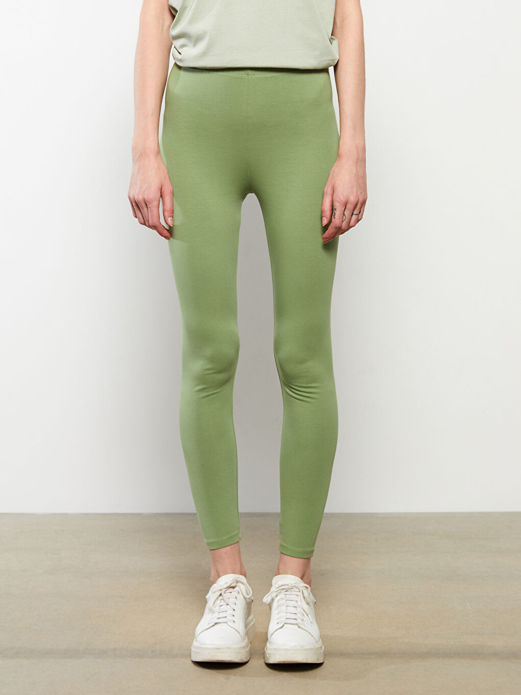 Yeşil Kadın Beli Lastikli Düz Eşofman Altı-2