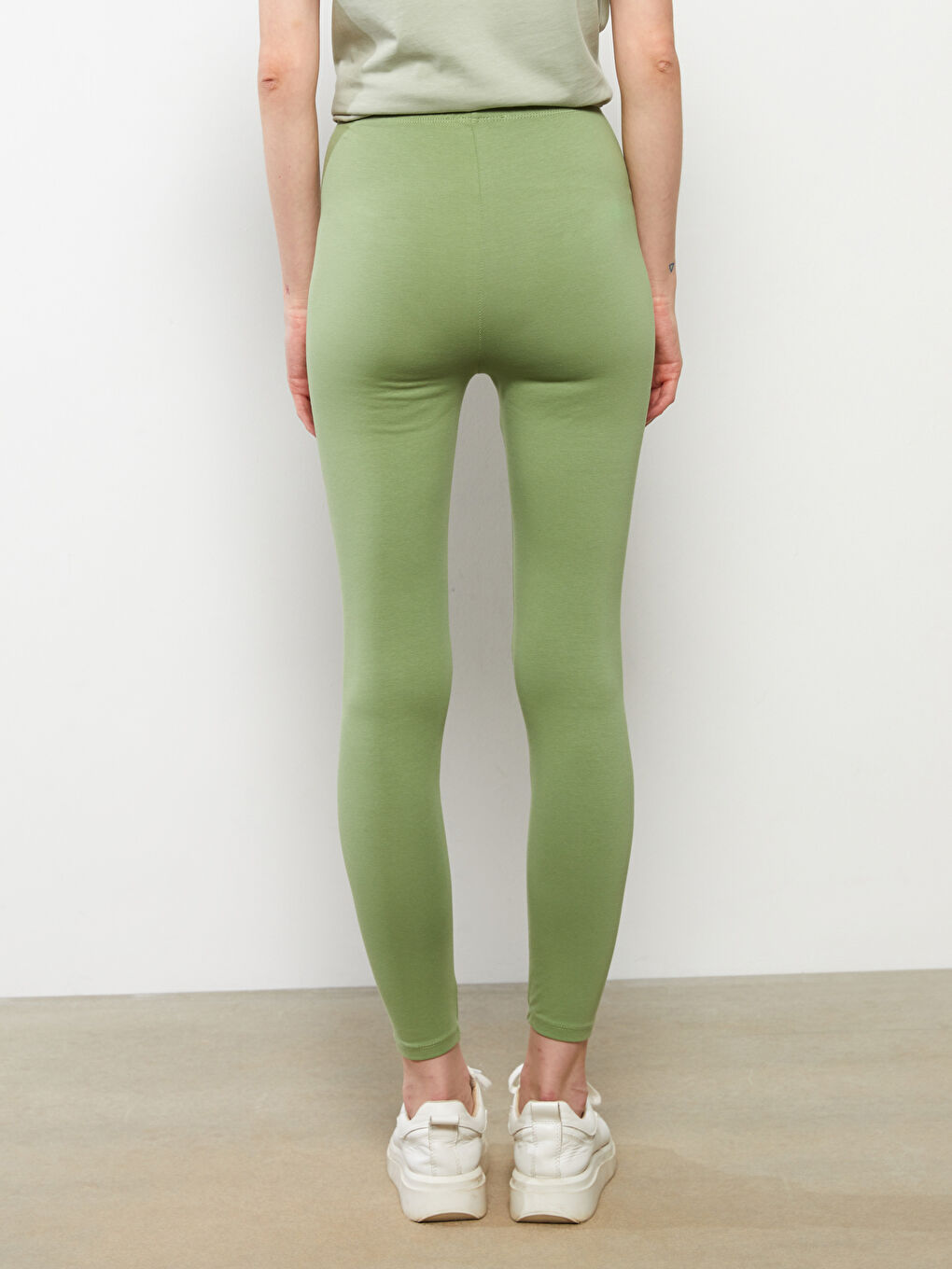 Yeşil Kadın Beli Lastikli Düz Eşofman Altı-4