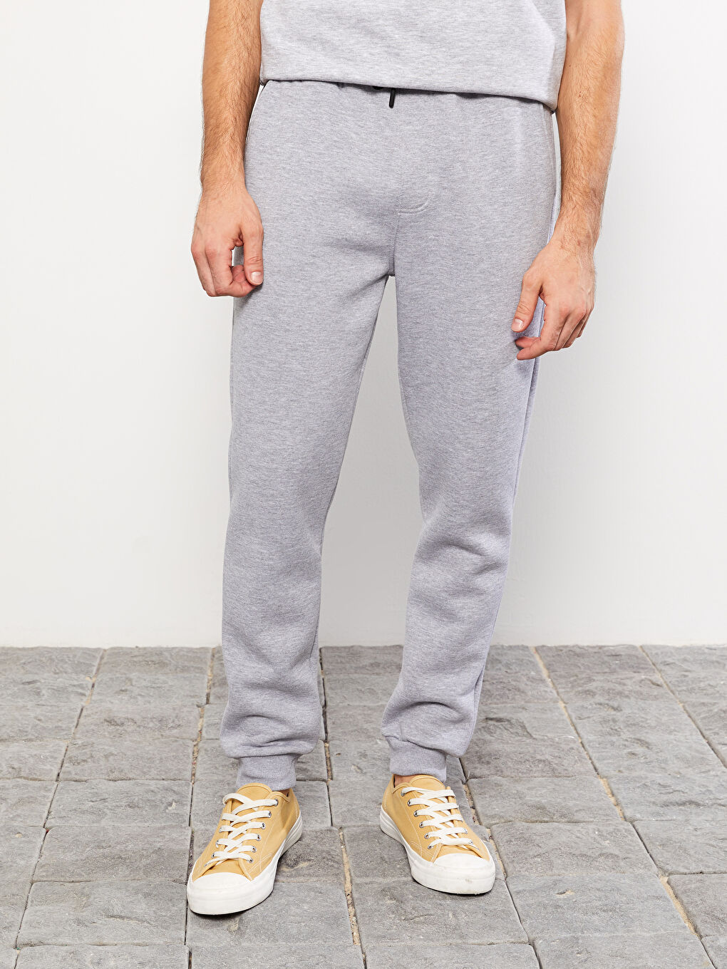 Gri Standart Kalıp Erkek Kalın Eşofman Altı-2