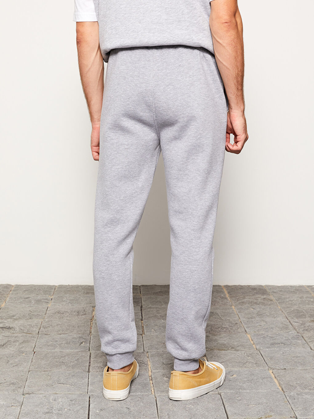 Gri Standart Kalıp Erkek Kalın Eşofman Altı-3