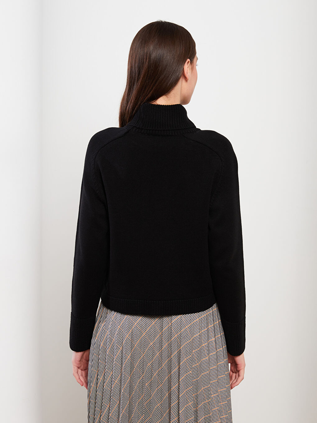 Siyah Balıkçı Yaka Düz Uzun Kollu Kadın Triko Kazak-4