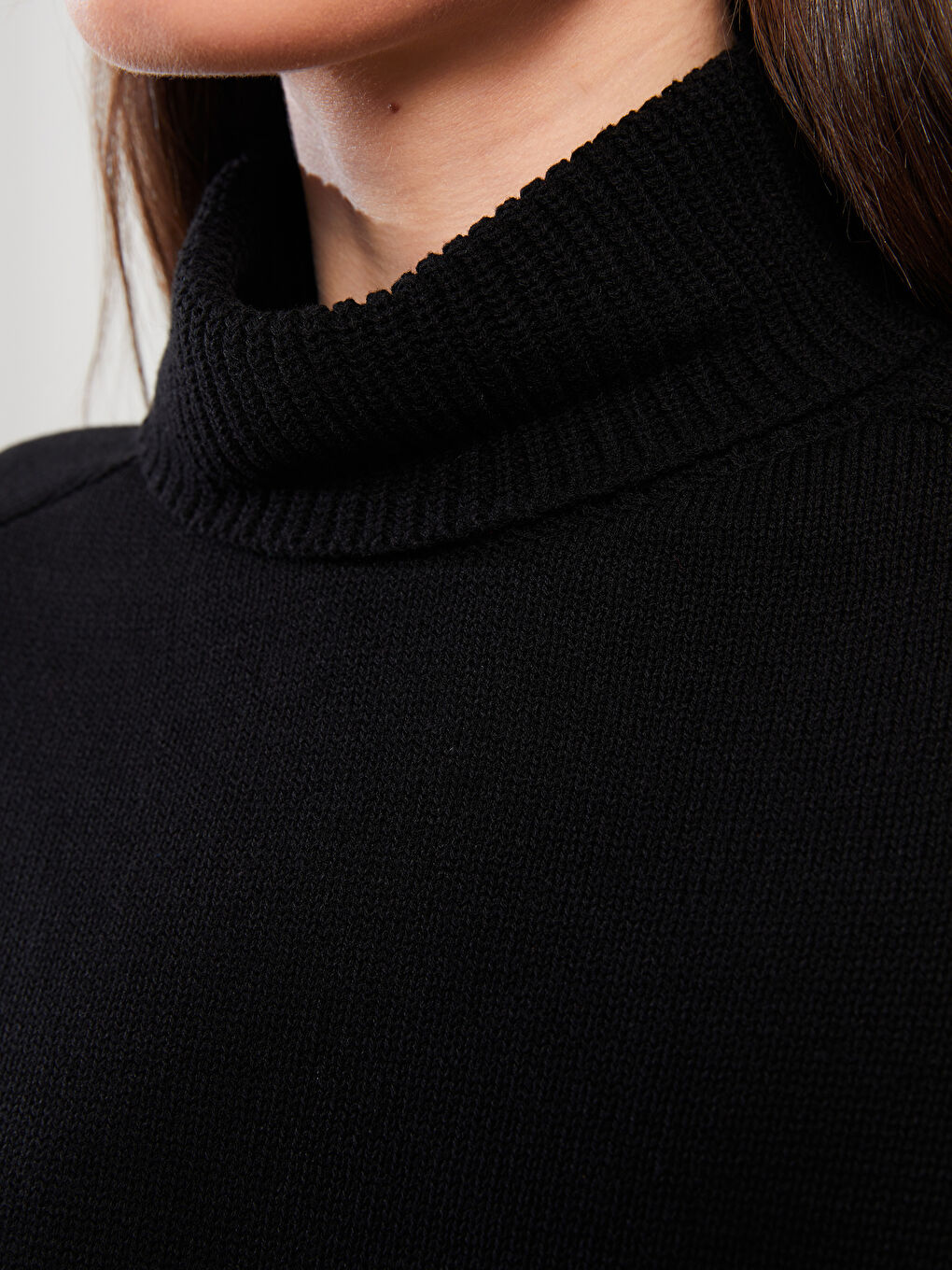 Siyah Balıkçı Yaka Düz Uzun Kollu Kadın Triko Kazak-3