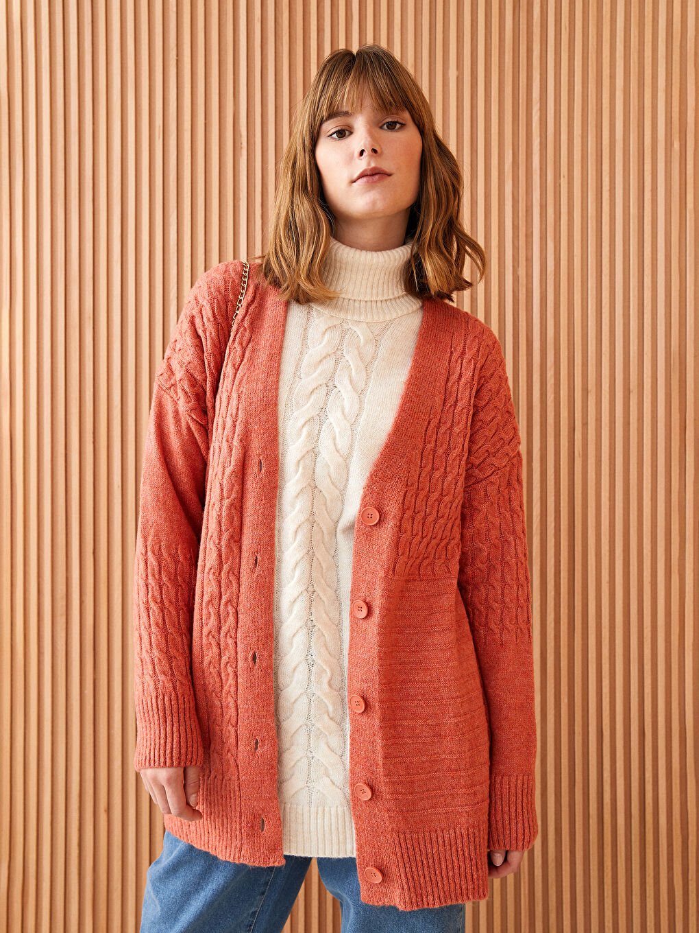 Turuncu V Yaka Kendinden Desenli Uzun Kollu Oversize Kadın Triko Hırka-1