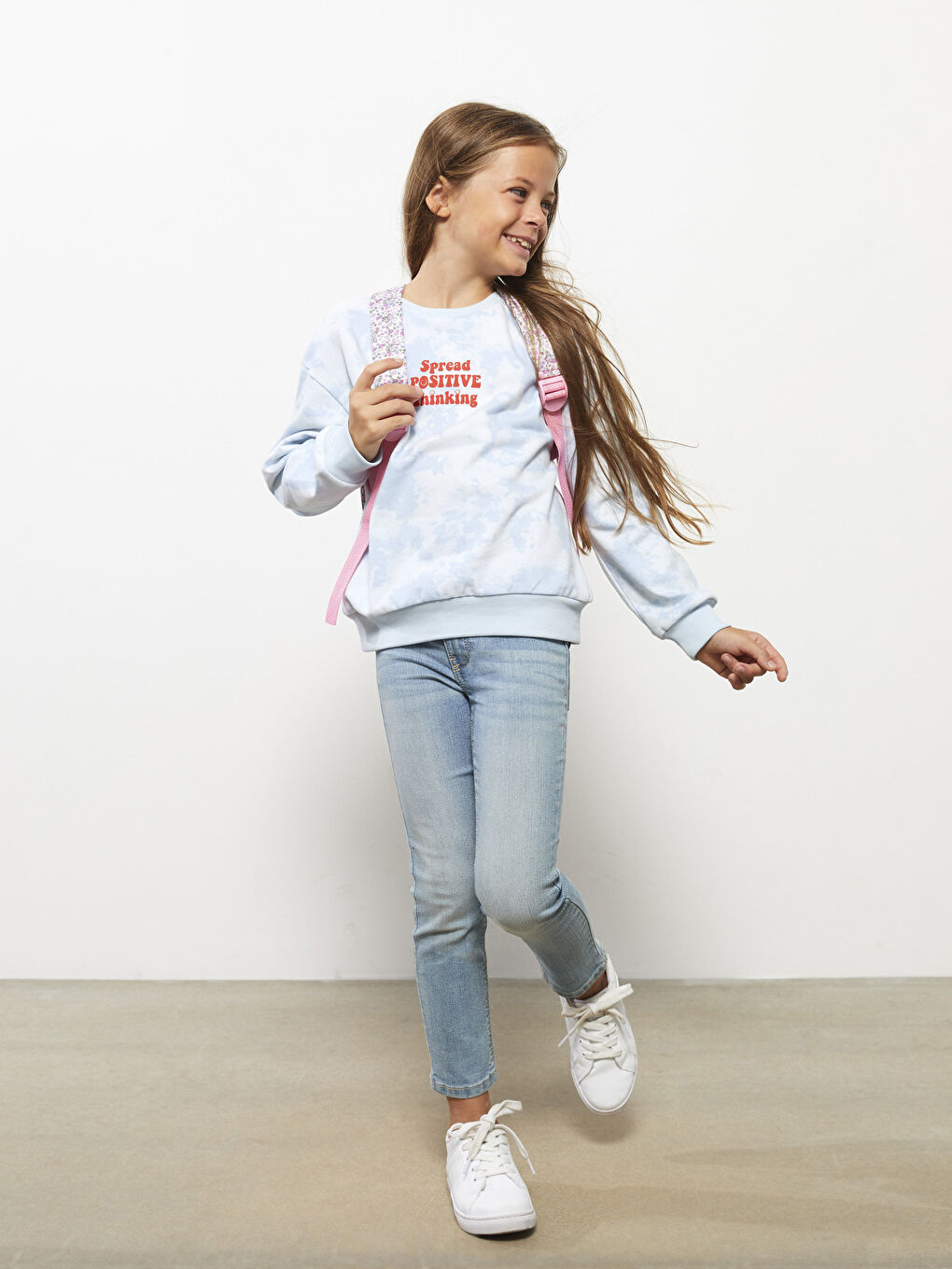 Crew Neck Printed Long Sleeve Girls' Sweatshirt-2
