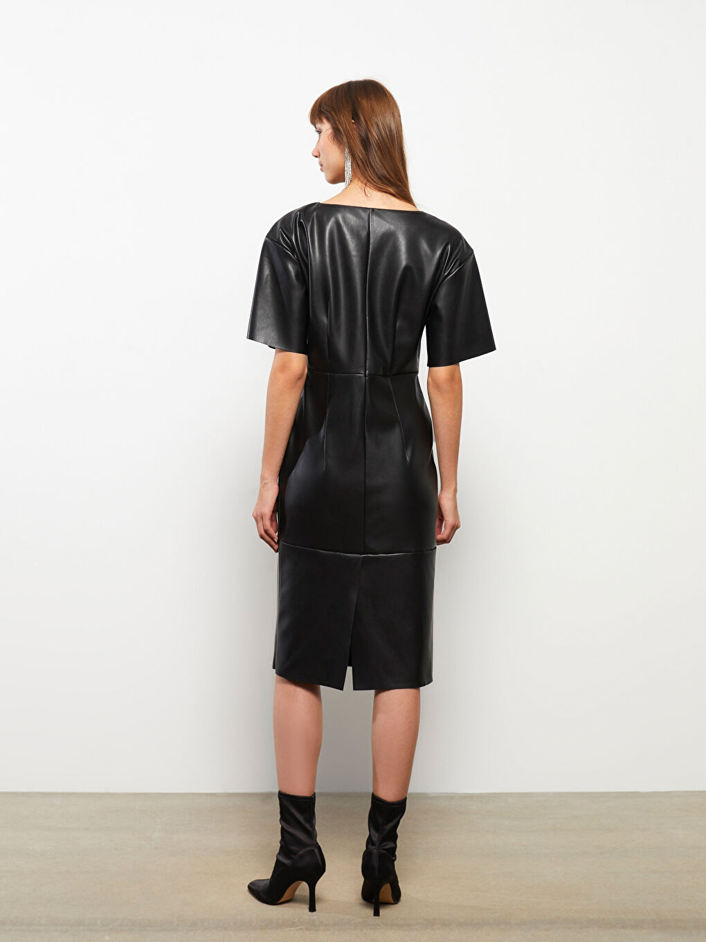 V-Neck Straight Short Sleeve Leather Look Women's Dress-4