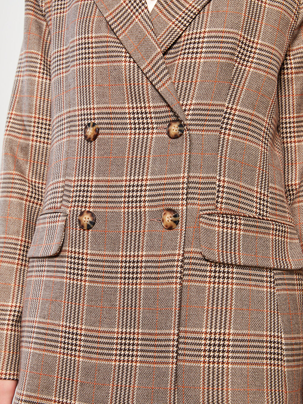 Front Buttoned Plaid Long Sleeve Women's Jacket-3