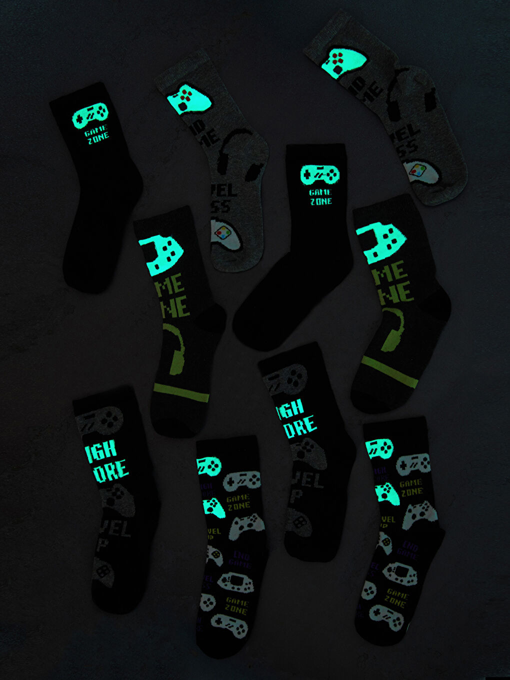 Karışık Karanlıkta Parlayan Desenli Erkek Çocuk Soket Çorap 5'li-1