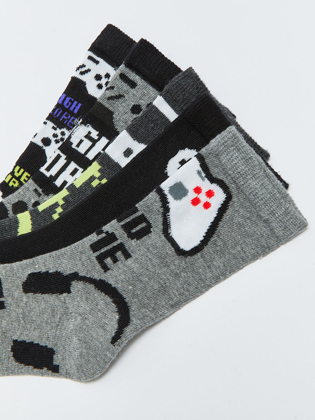 Karışık Karanlıkta Parlayan Desenli Erkek Çocuk Soket Çorap 5'li-5