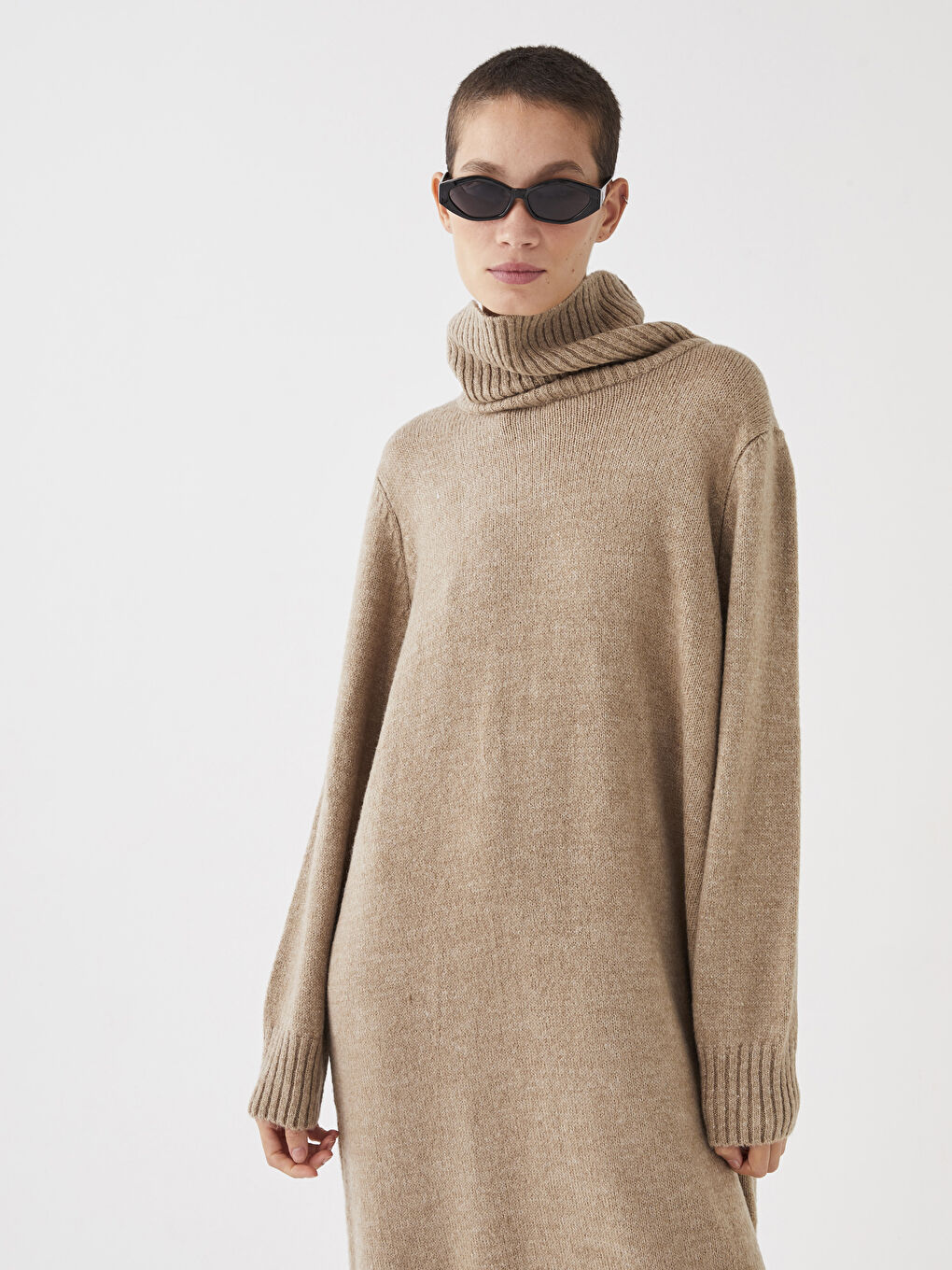 Bej Balıkçı Yaka Düz Uzun Kollu Kadın Triko Elbise-6