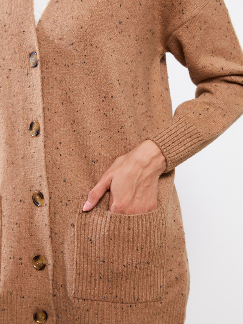 Bej V Yaka Desenli Kadın Triko Hırka-4