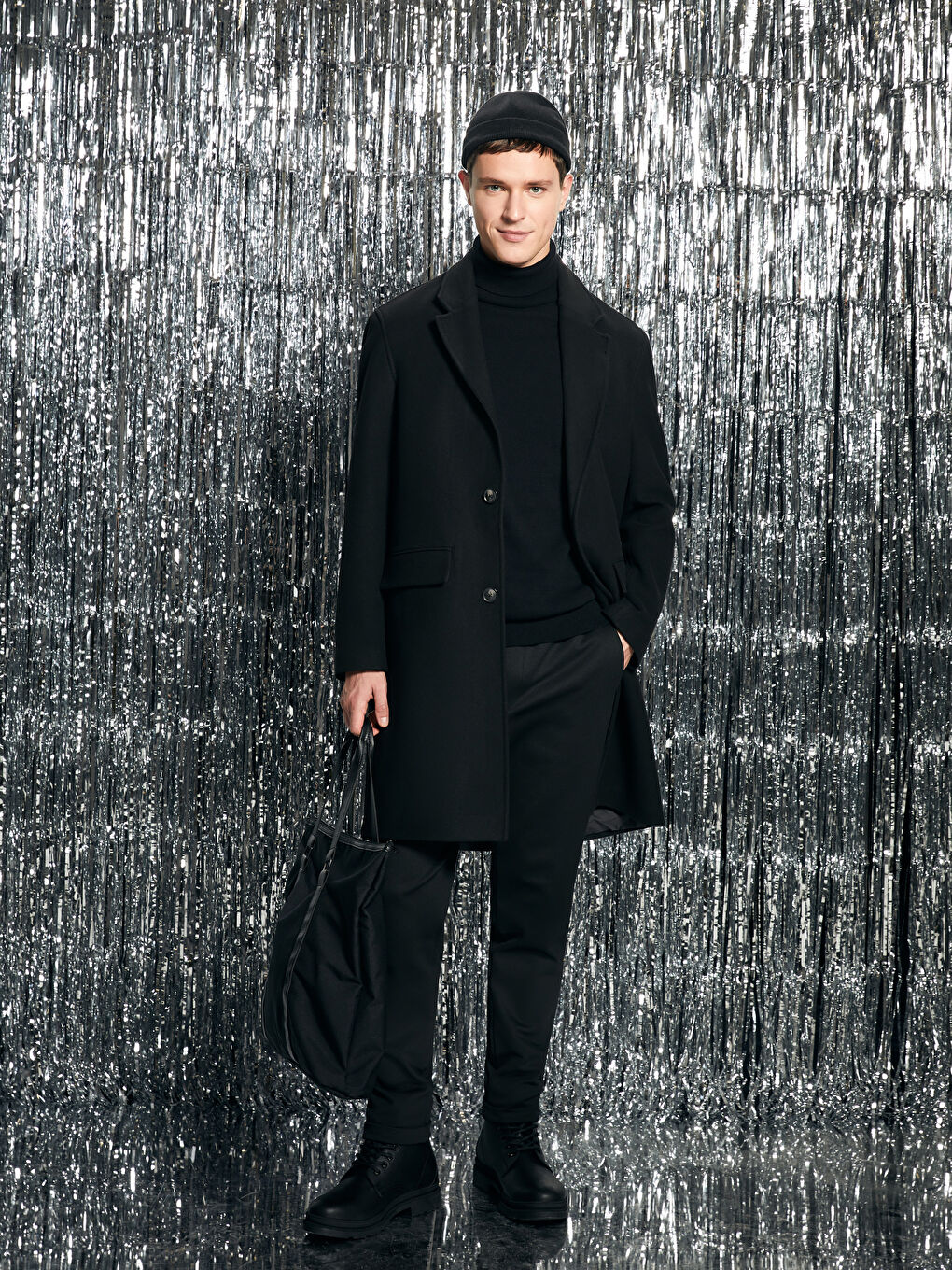 Siyah Slim Fit Beli Bağlama Detaylı Erkek Pantolon