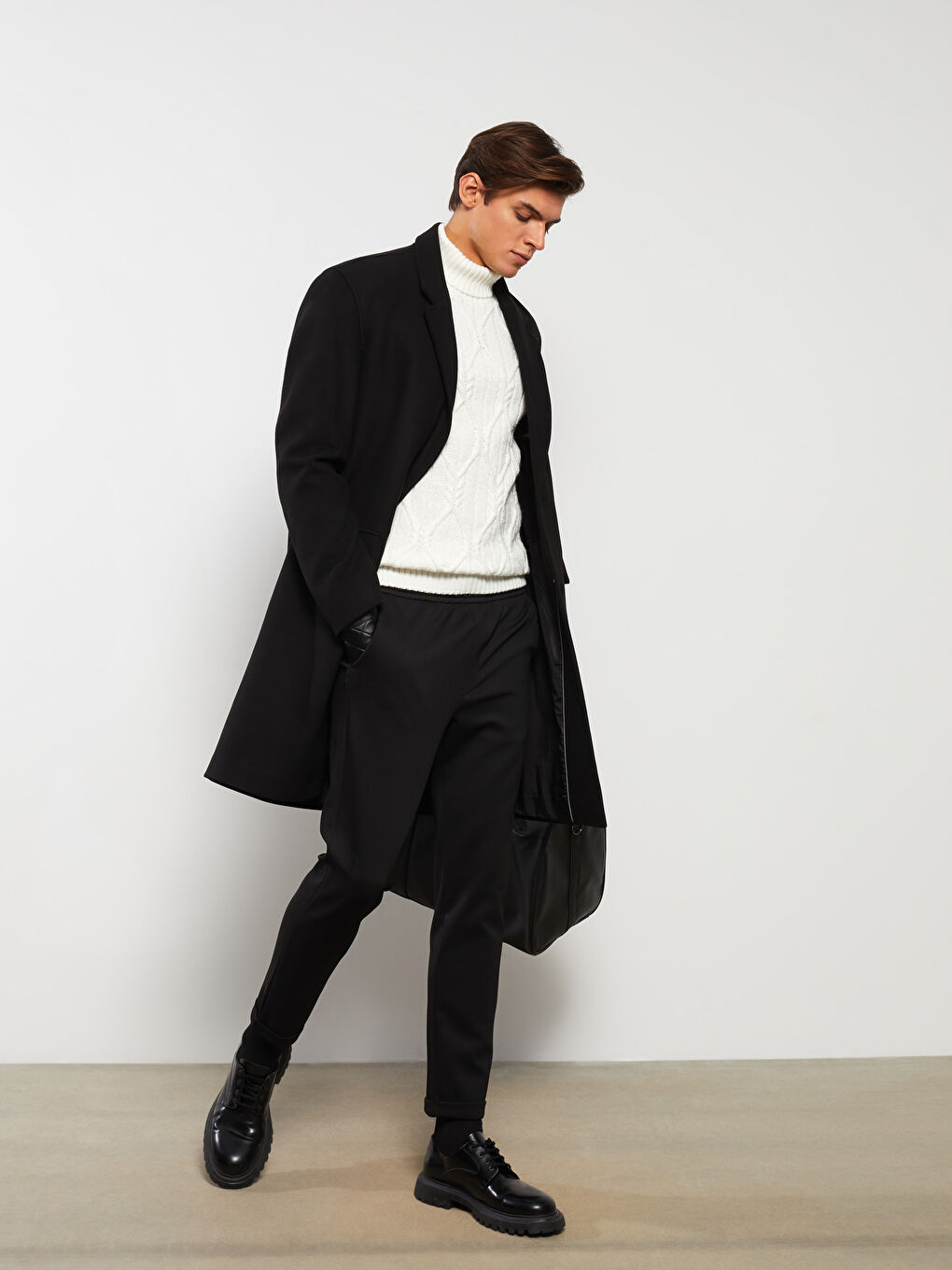 Siyah Slim Fit Beli Bağlama Detaylı Erkek Pantolon-2