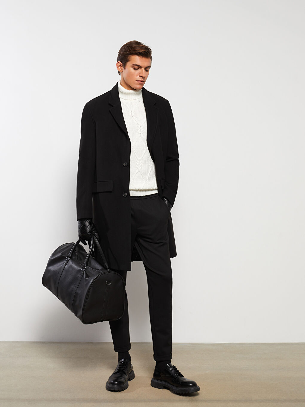 Siyah Slim Fit Beli Bağlama Detaylı Erkek Pantolon-3