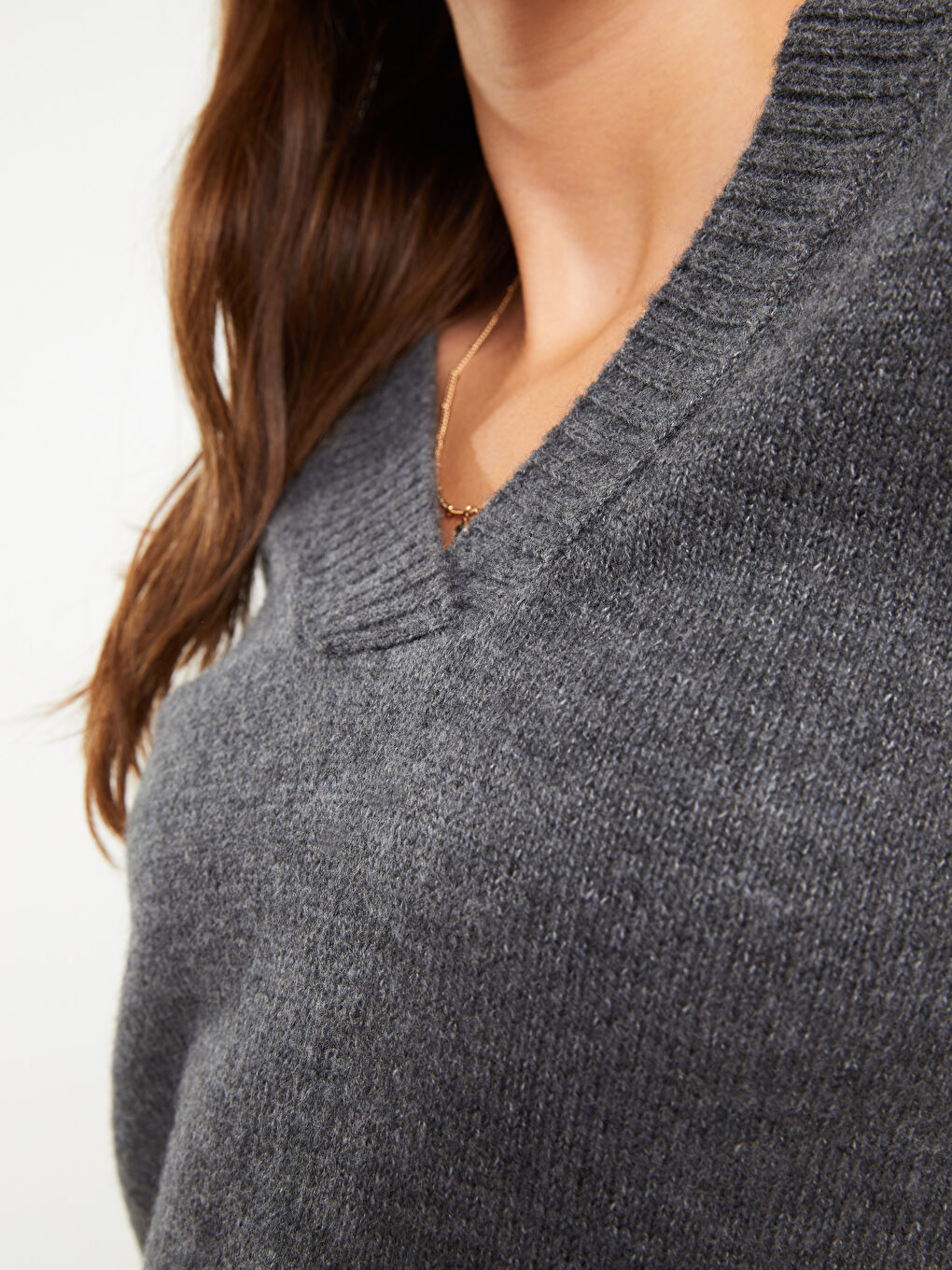 Gri V Yaka Düz Uzun Kollu Kadın Triko Kazak-4