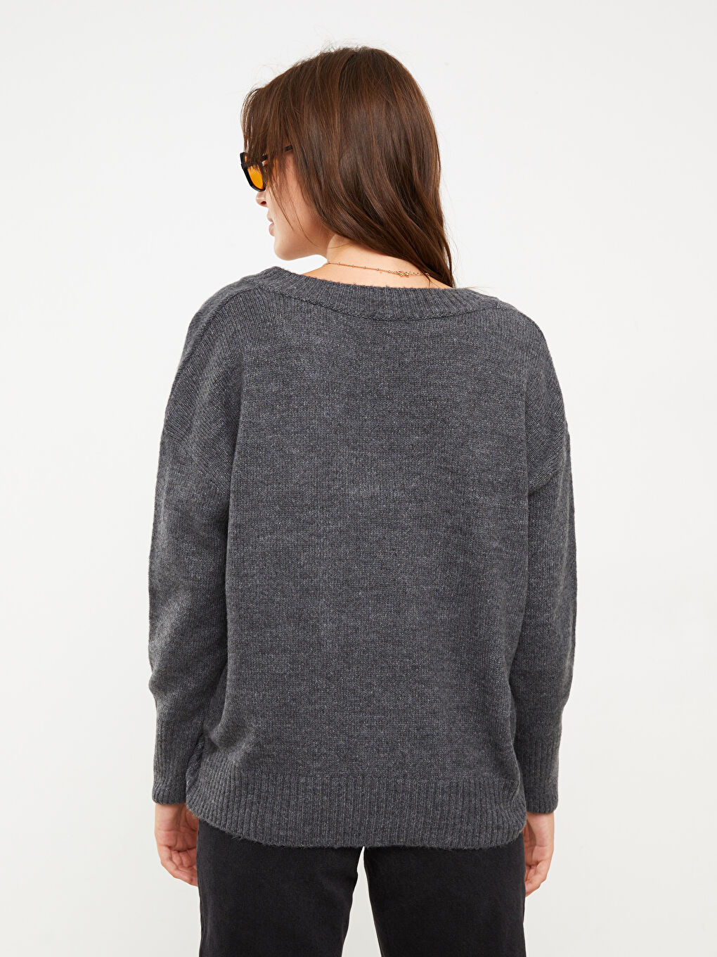 Gri V Yaka Düz Uzun Kollu Kadın Triko Kazak-5