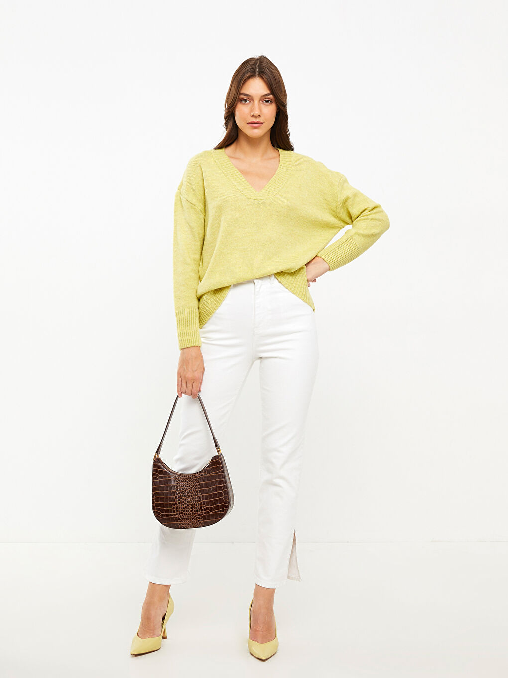 Yeşil V Yaka Düz Uzun Kollu Kadın Triko Kazak-1