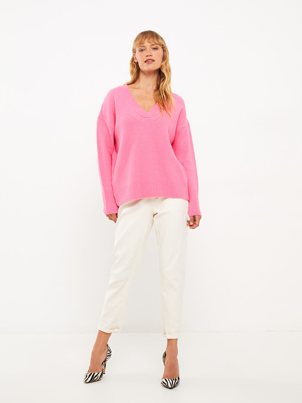 Pembe V Yaka Düz Uzun Kollu Kadın Triko Kazak-2