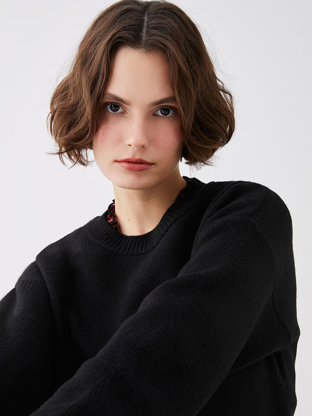 Siyah Bisiklet Yaka Düz Uzun Kollu Kadın Triko Kazak-2