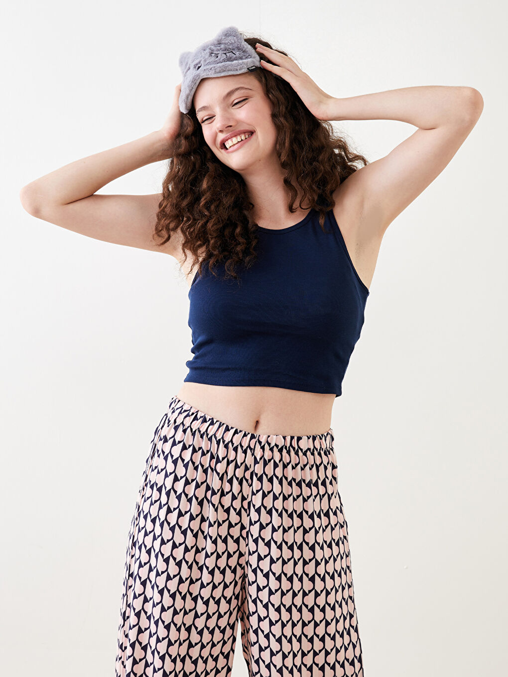 Karışık Nakışlı Kadın Uyku Bandı-1