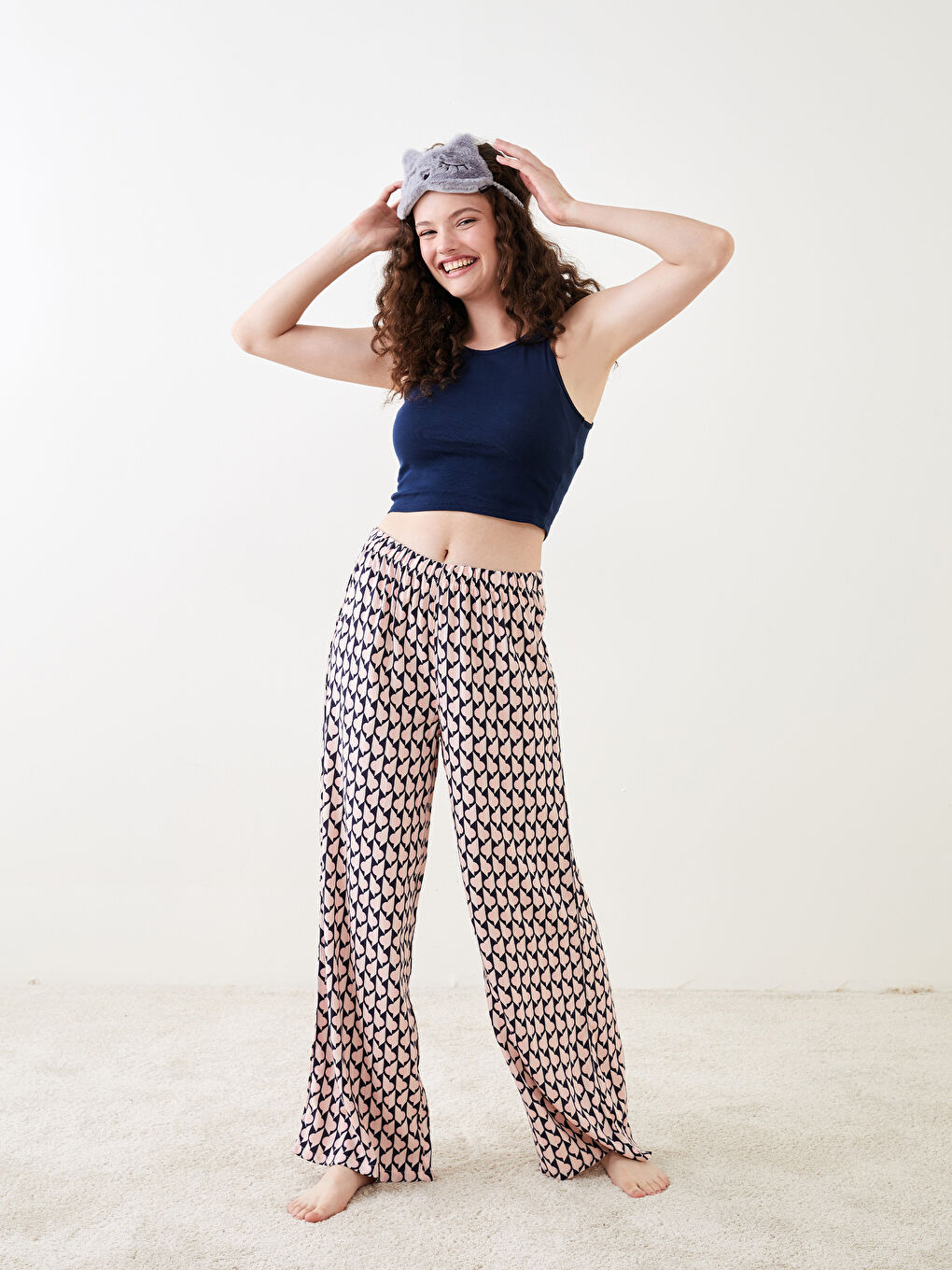 Karışık Nakışlı Kadın Uyku Bandı-2