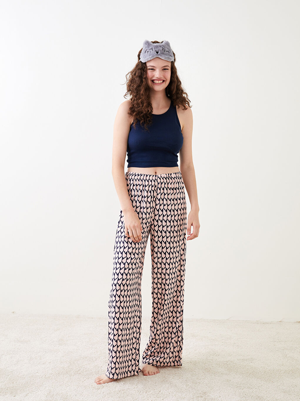 Karışık Nakışlı Kadın Uyku Bandı-3