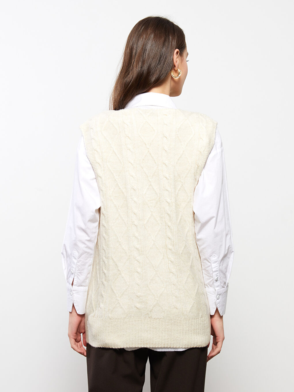 LCWAIKIKI Maternity V Neck Self Patterned Knitwear Maternity Sweater -W2GE78Z8-S23