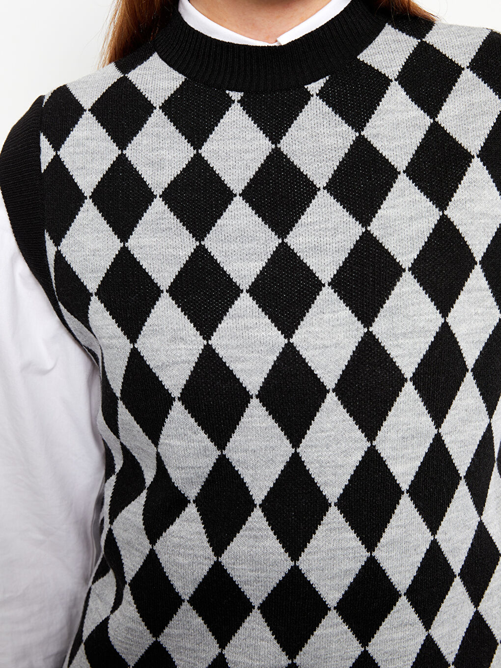 Siyah Bisiklet Yaka Desenli Kadın Triko Süveter-2