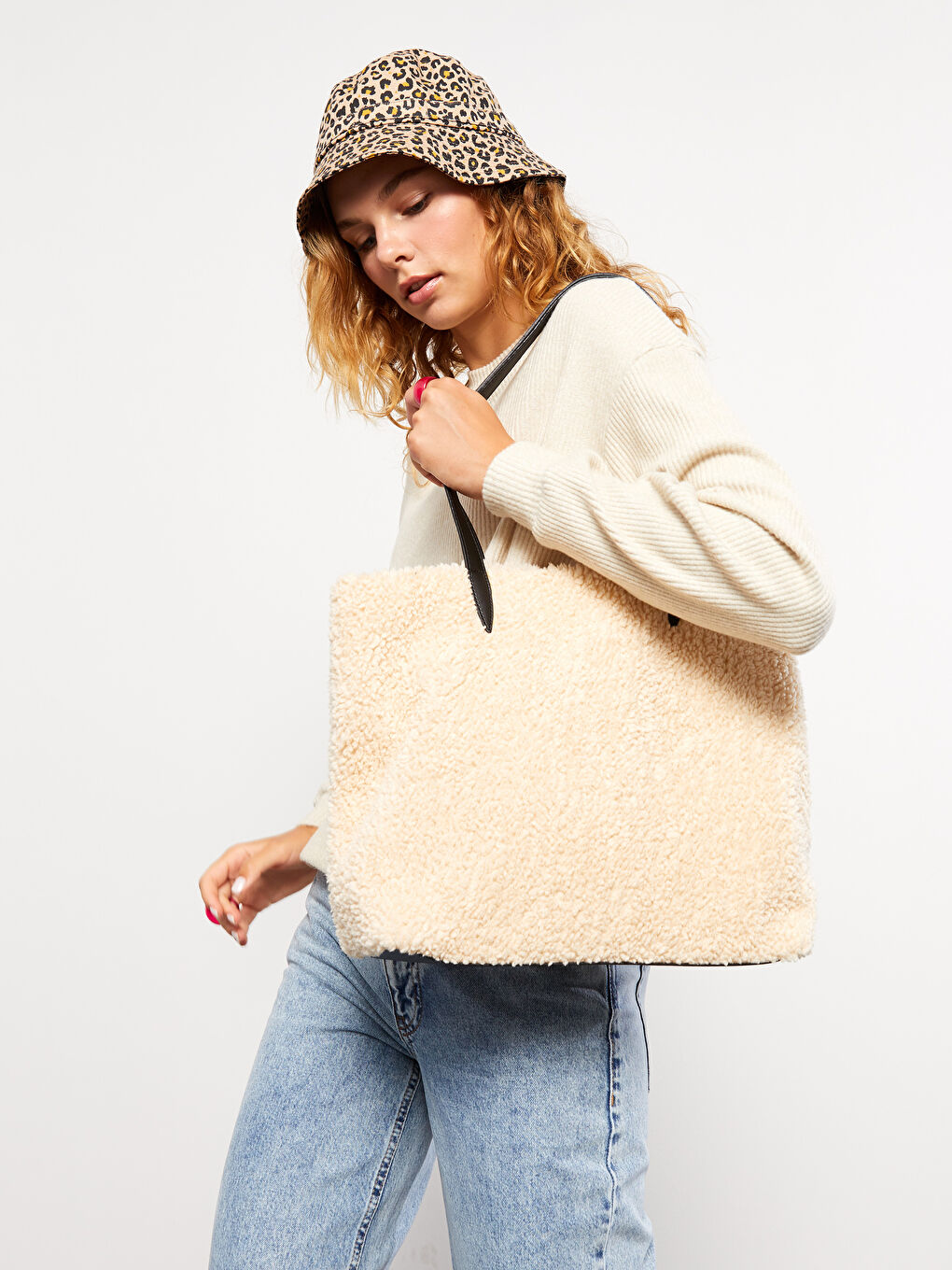 Plain Fur Women Shoulder Bag-1