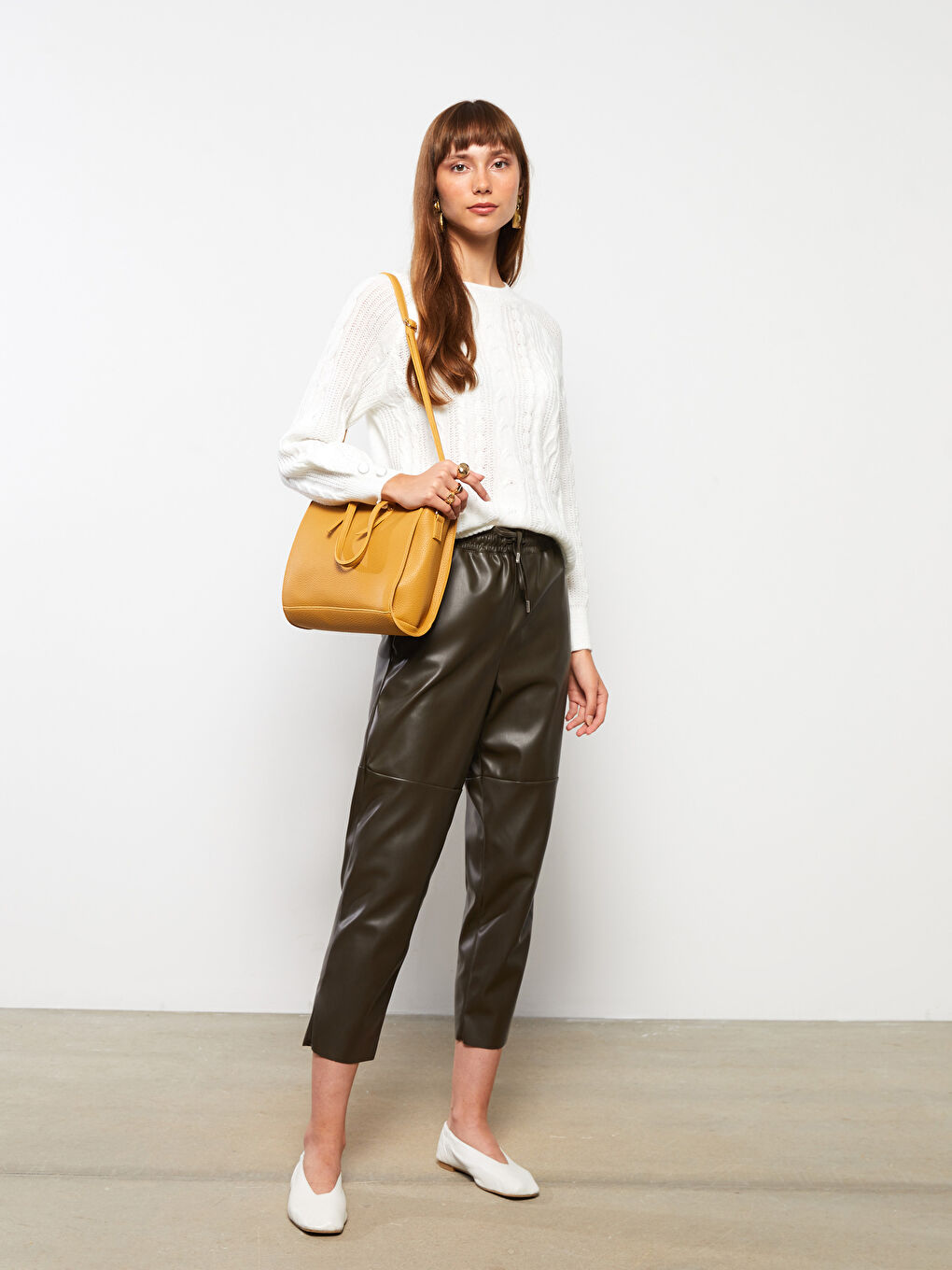Sarı Deri Görünümlü Kadın Kol Çantası-1
