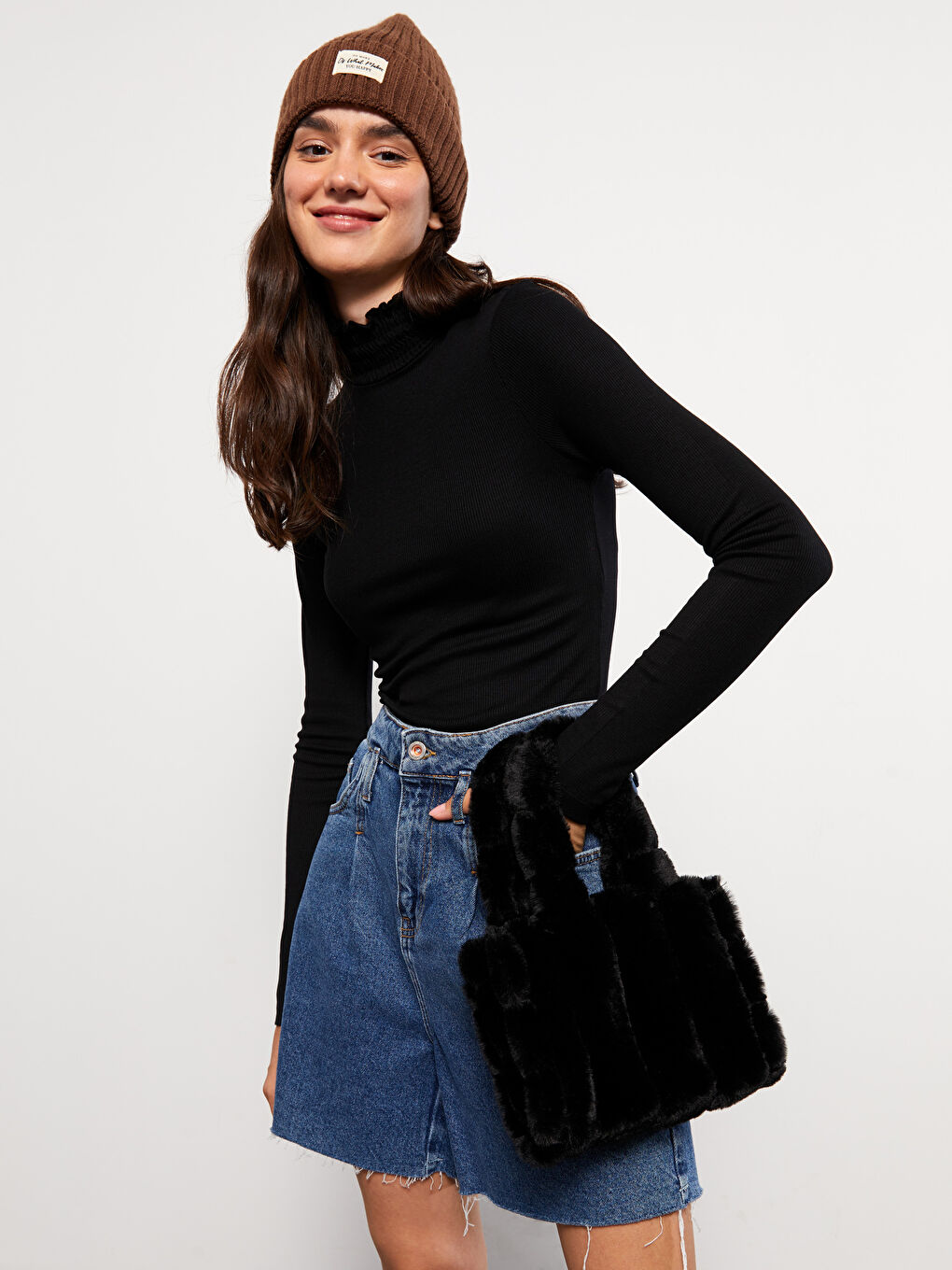 Siyah Kürk Kadın El Çantası