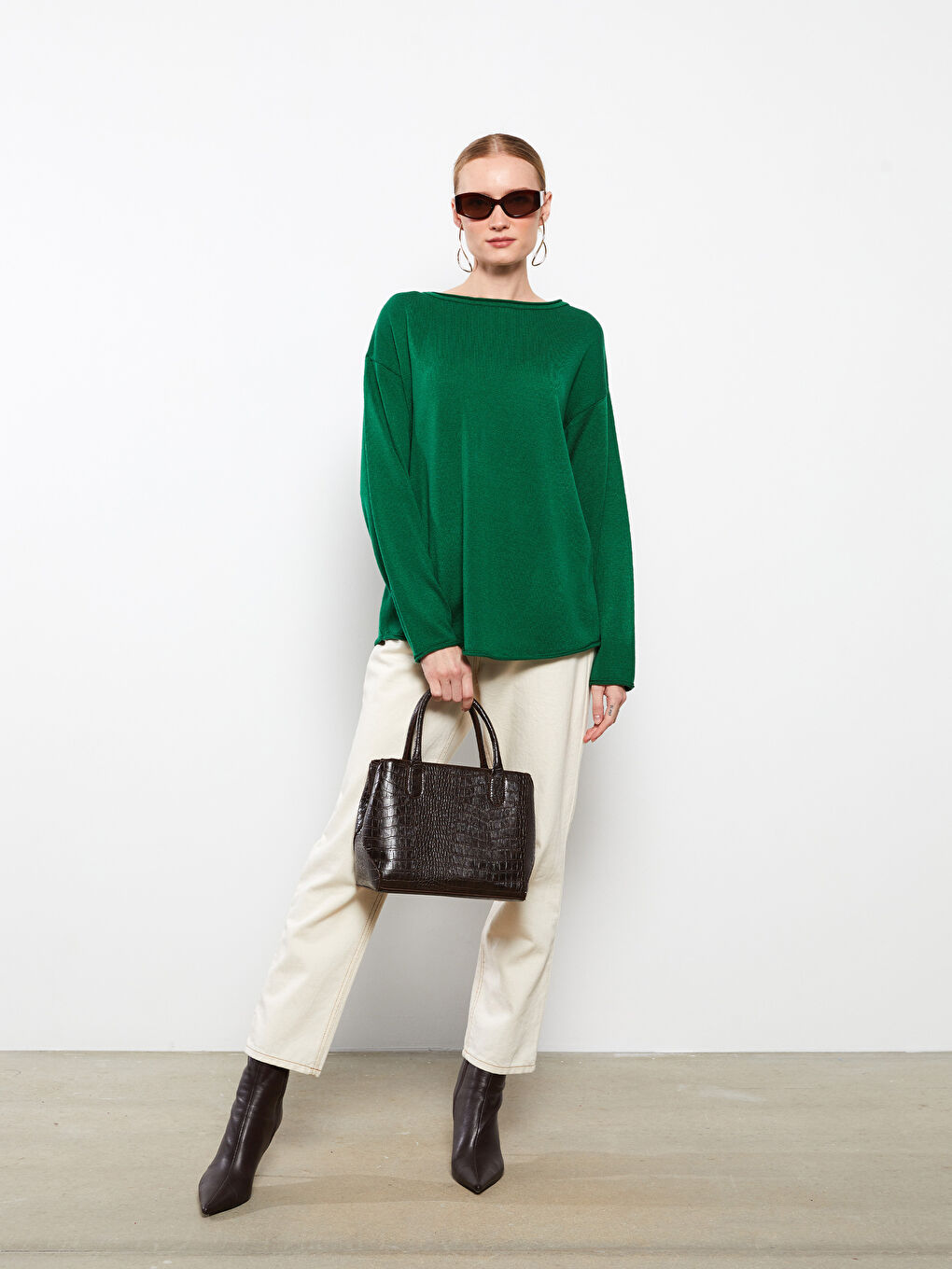 Yeşil Kayık Yaka Düz Uzun Kollu Kadın Triko Kazak